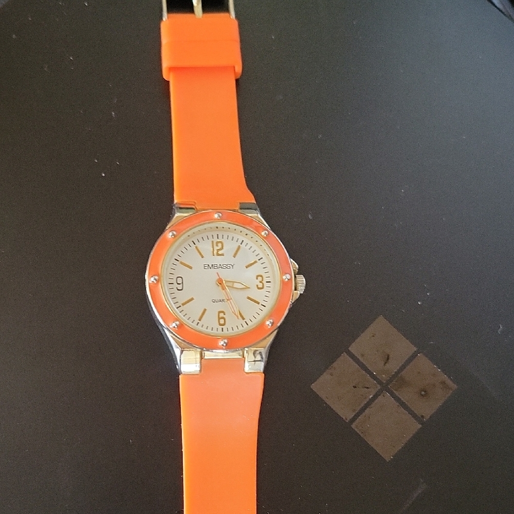 Ladies Orange Watch - Picture 1 of 4